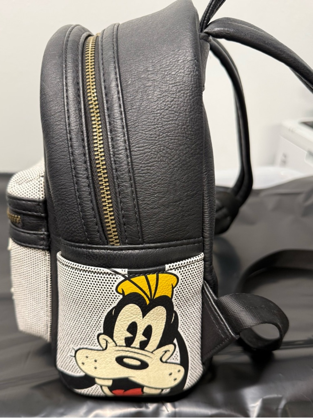 Disney x Loungefly Black and White Mickey & Pluto Mini Backpack - Picture 3 of 5